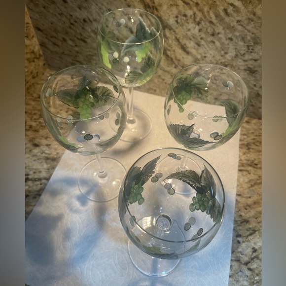 F & D Vintage Goblet Wine Glasses Set of 4 7 5/8” T including Long Stem - Picture 2 of 4